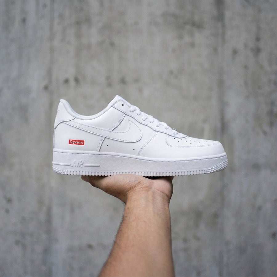 Nike Air Force 1 Low 'Supreme White'