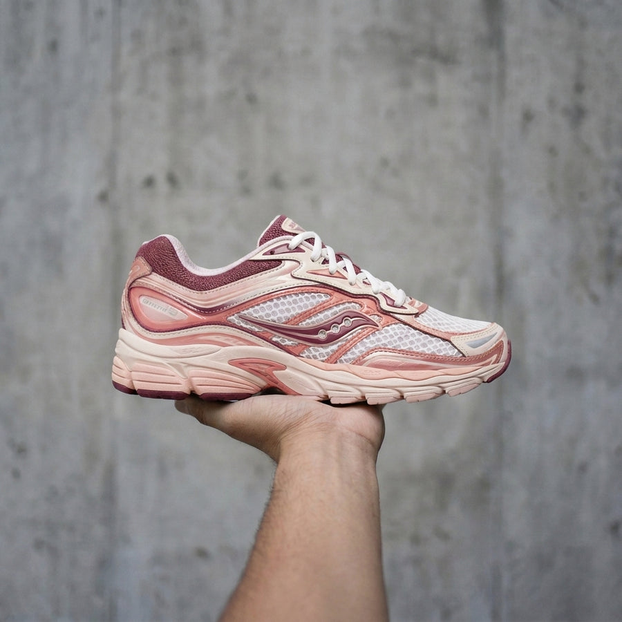 Saucony ProGrid Omni 9 'Ivory Peony'