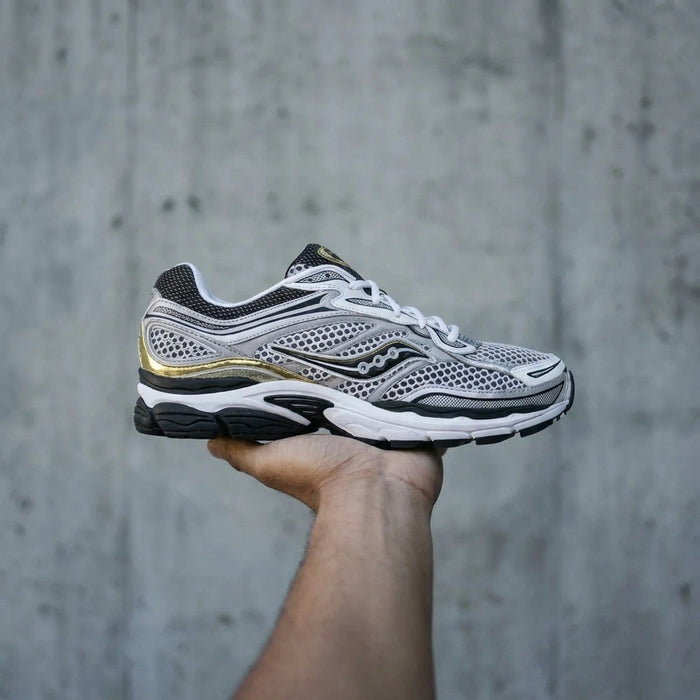 Saucony ProGrid Omni 9 'Silver Gold'
