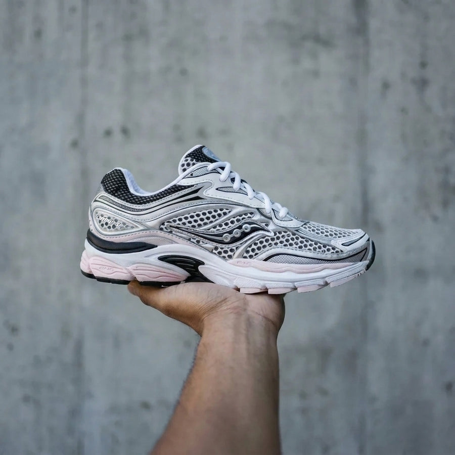 Saucony ProGrid Omni 9 'Silver Pink'