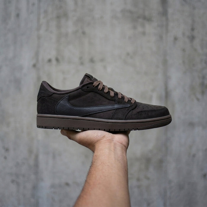 Travis Scott X Jordan 1 Retro Low OG SP 'Velvet Brown'